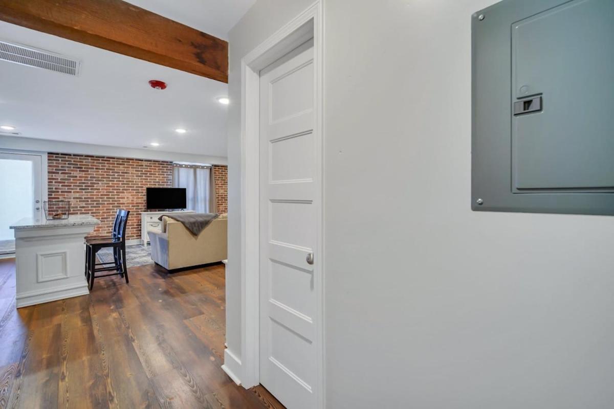 Apartamento Eagle Exec Loft In Downtown Statesboro Exterior foto